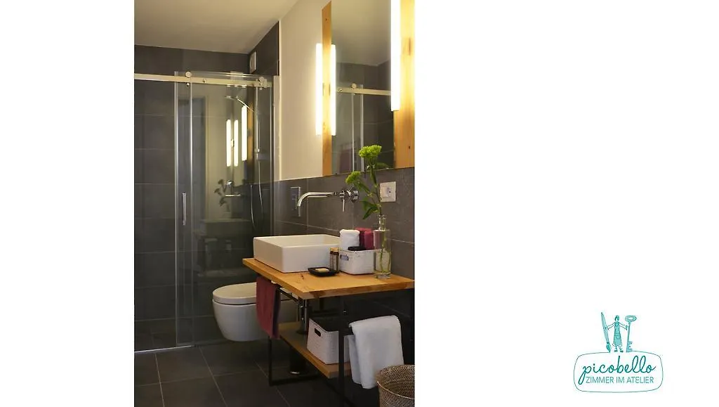 Picobello Zimmer & Atelier Calolziocorte Guest house