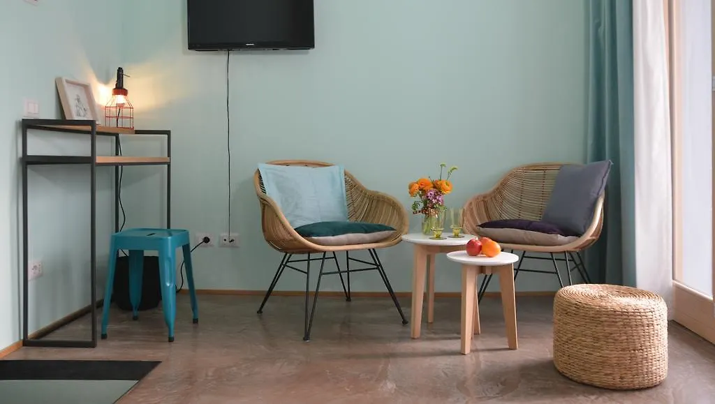 Picobello Zimmer & Atelier Calolziocorte Guest house